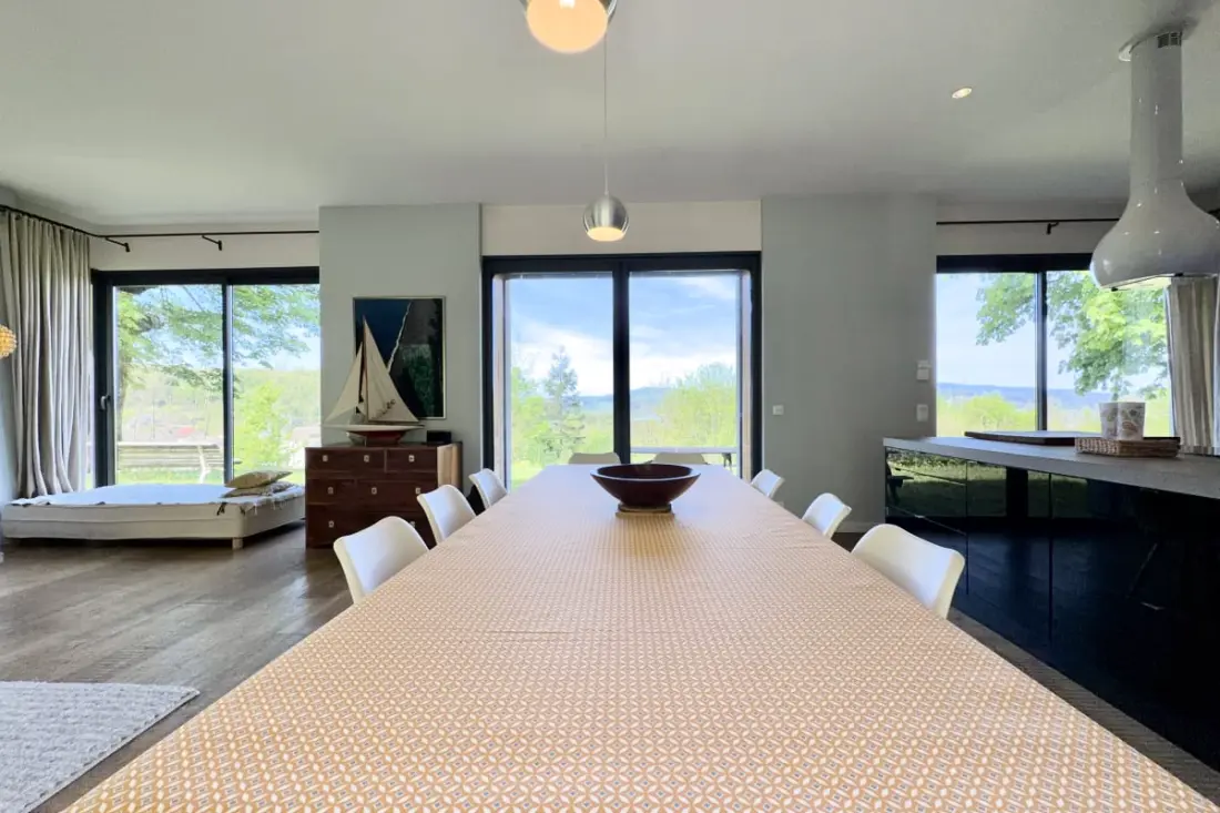 Family Villa Av. Swimming pool in Aiguebelette-le-lac