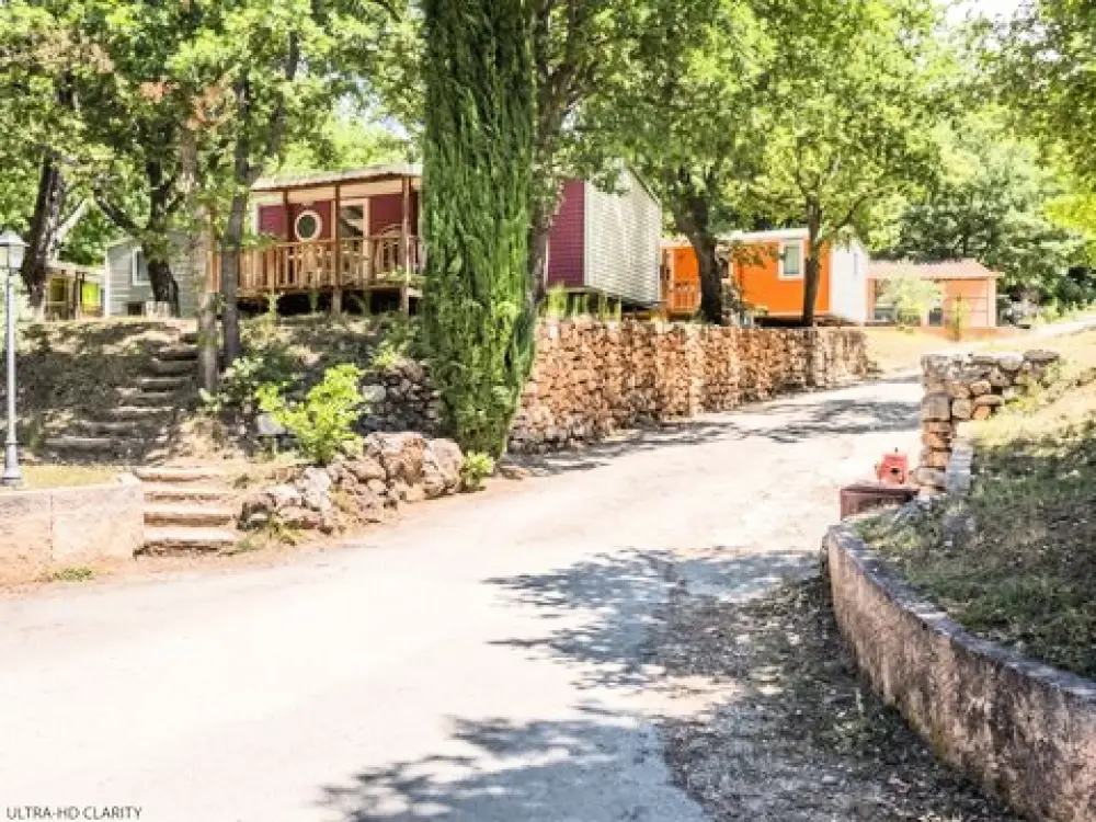 Camping Le Domaine De Chanteriene 3 Sterren★★★