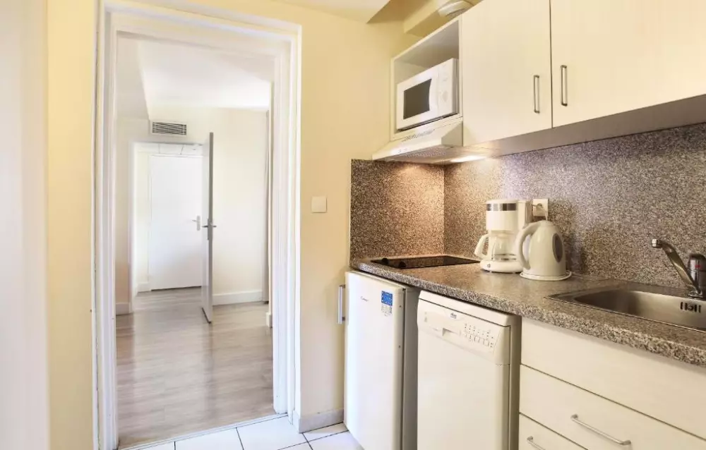 Appart'Hôtel Odalys Centre Palais des Congrès