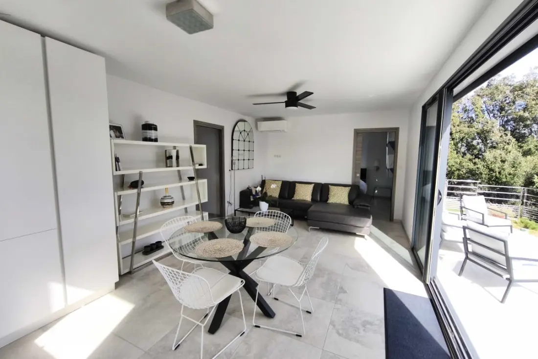 Apartman 3 szoba kertben Ajaccio