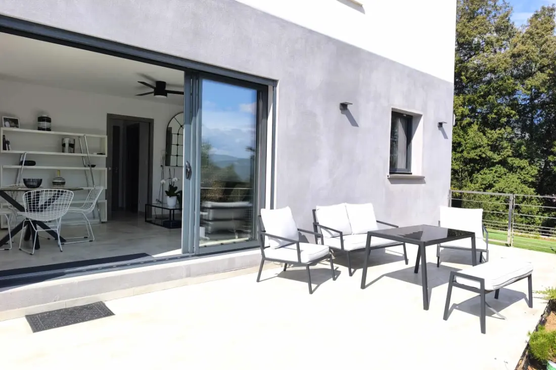 Apartman 3 szoba kertben Ajaccio