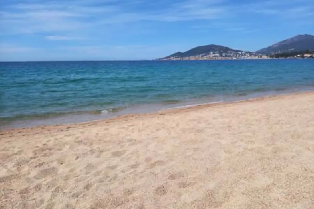 Apartman terasz és parkolás Ajaccio