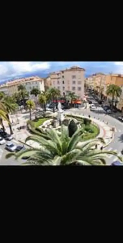 Apartman terasz és parkolás Ajaccio