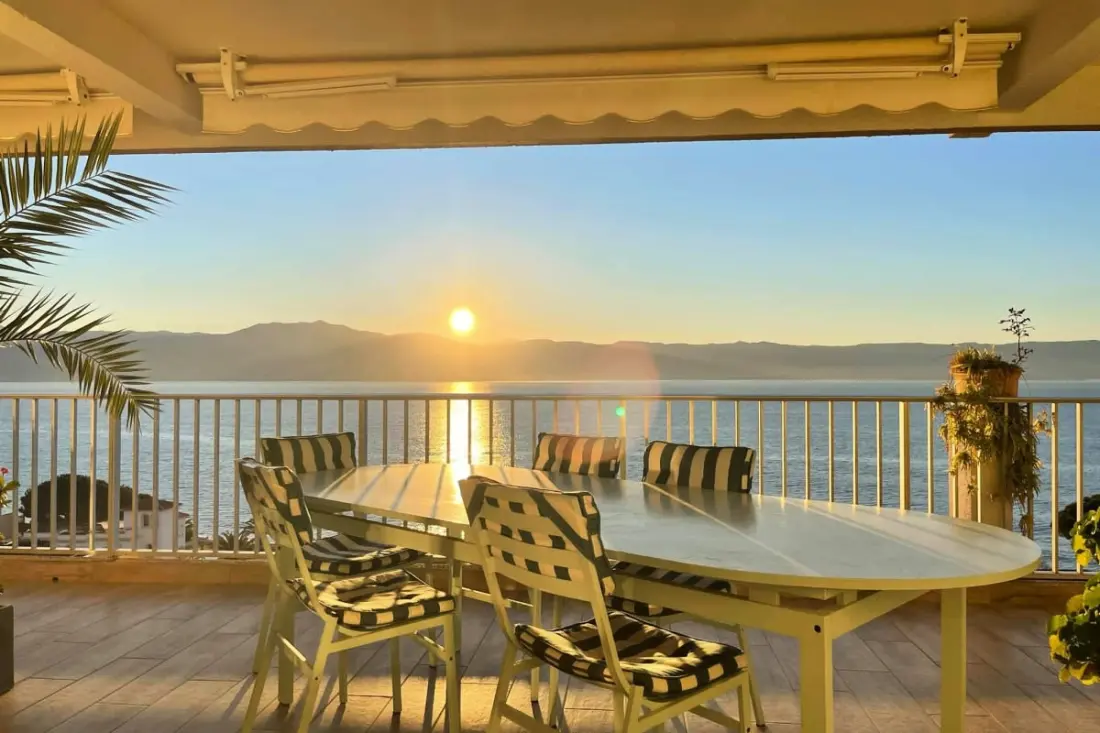 Superb T4 a Gulf View D'ajaccio-val