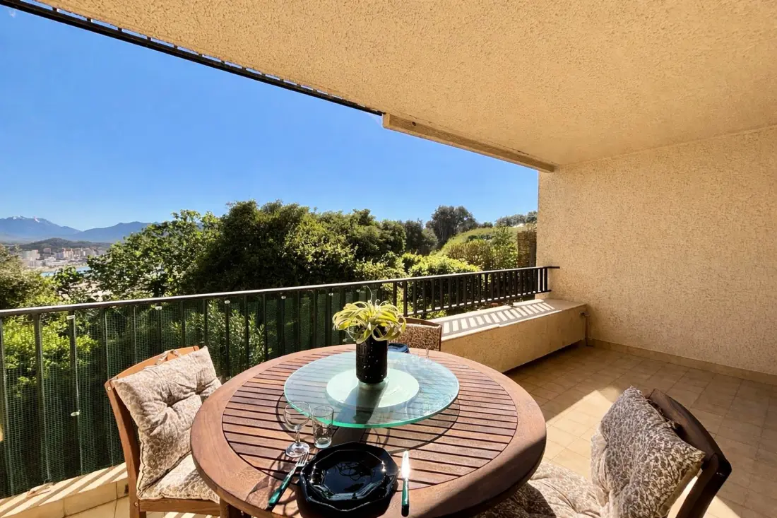 Laetitia Residence