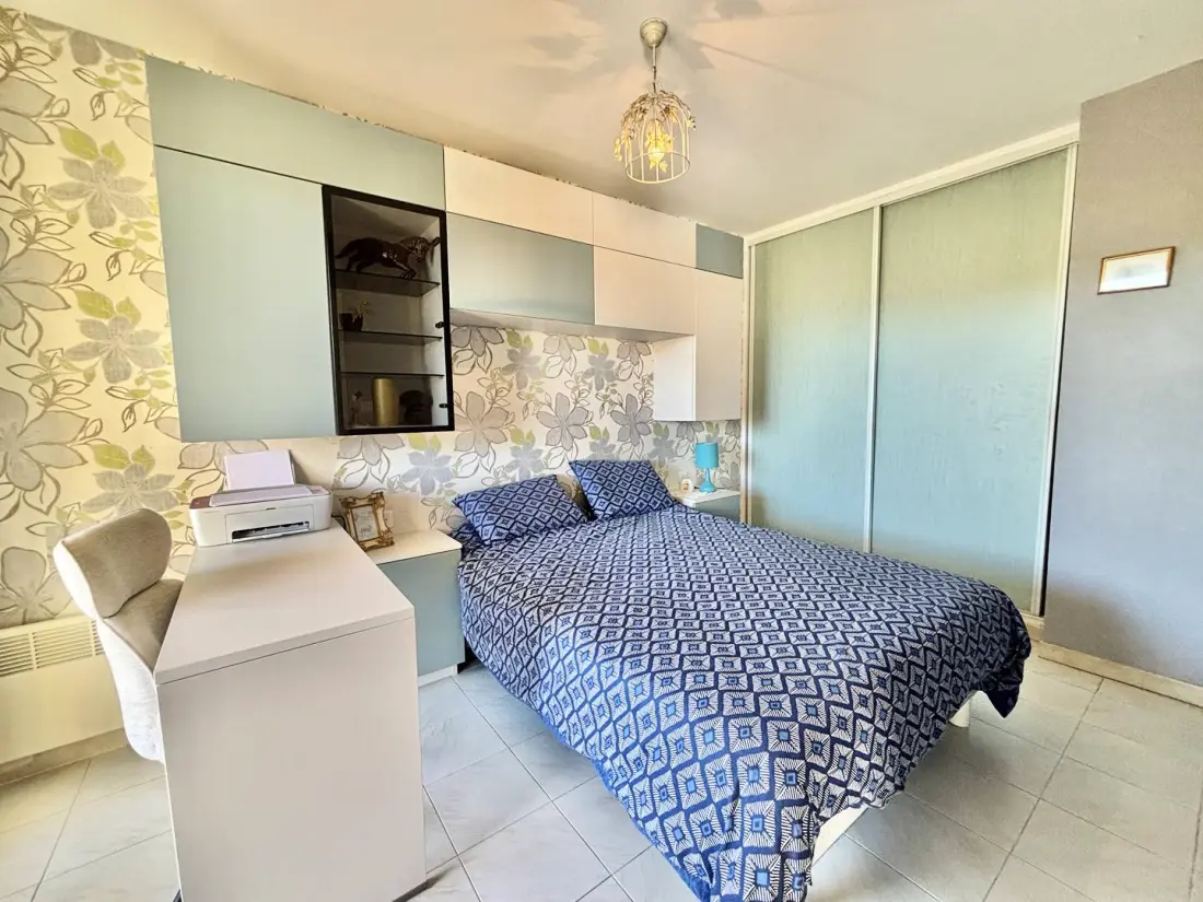 Laetitia Residence