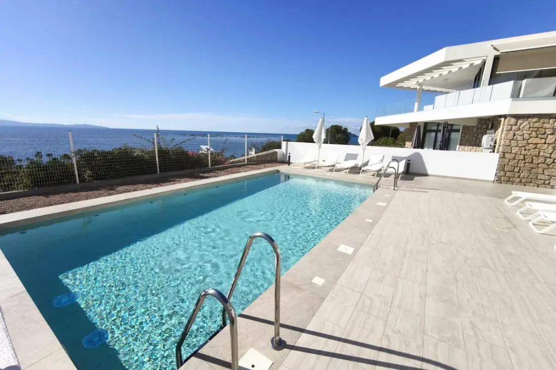 Stúdió Sea és Pool View, Ideálisan elhelyezett