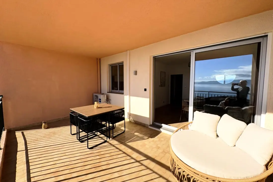 Luminous Studio with Sea View in Ajaccio