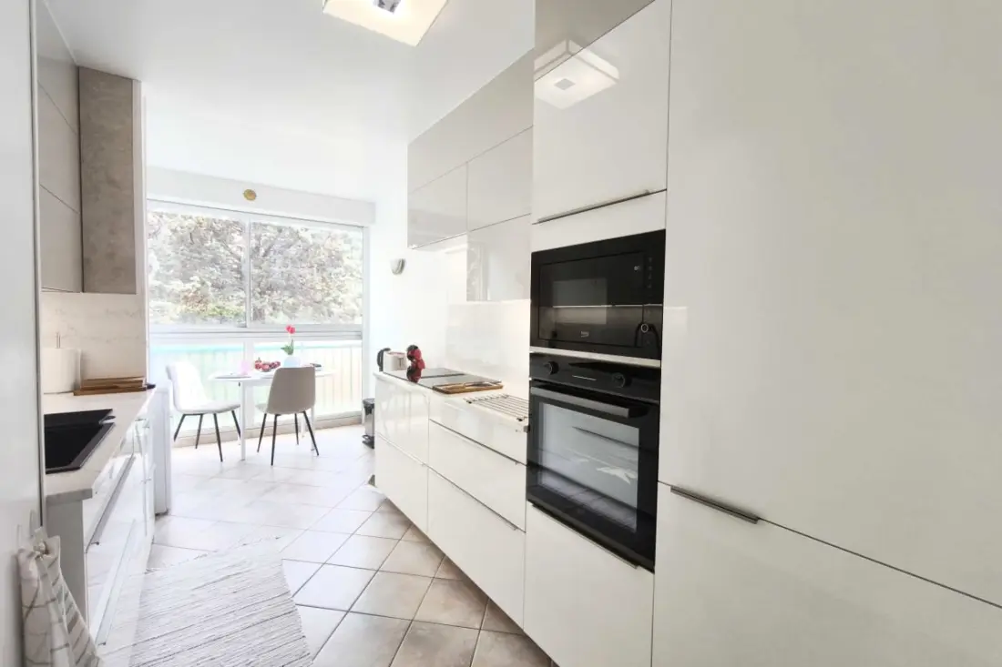 Balcony Apartman - Sea View