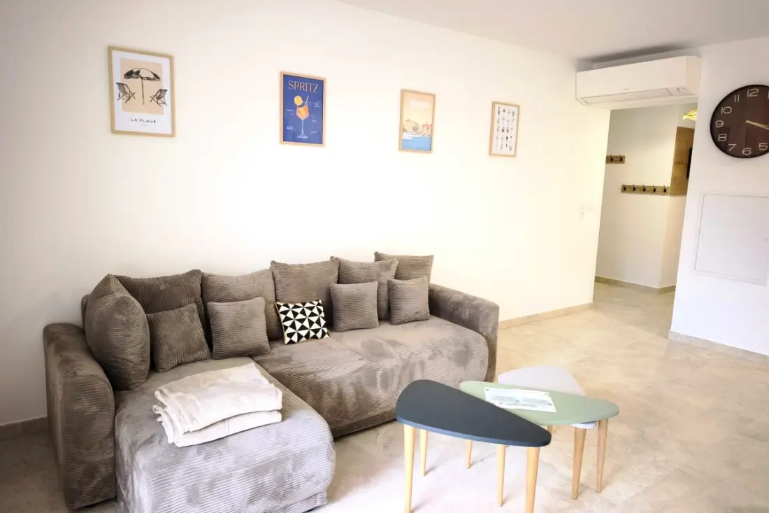 Fényes apartman terasszal Ajaccio-ban