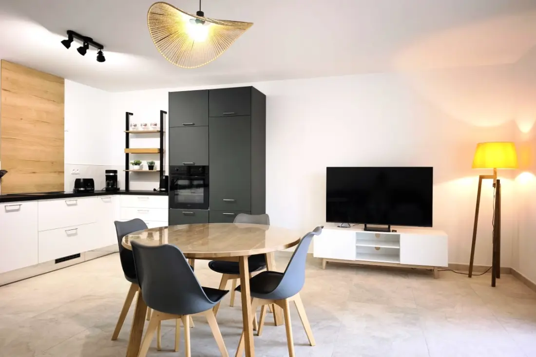 Fényes apartman terasszal Ajaccio-ban