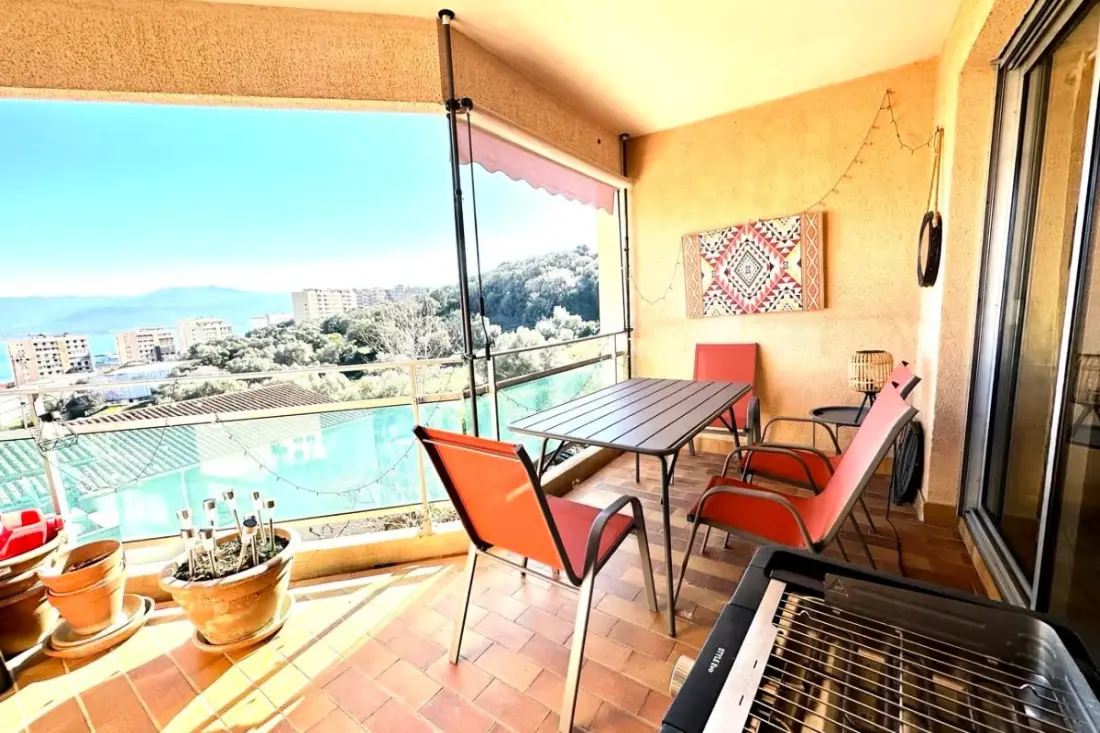 Apt In Heights D'ajaccio View Gulf, Tenger