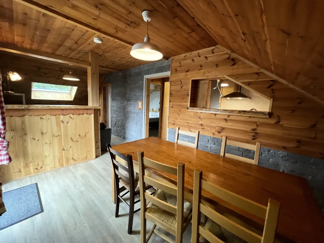 Apartmanok Albepierre Bredons