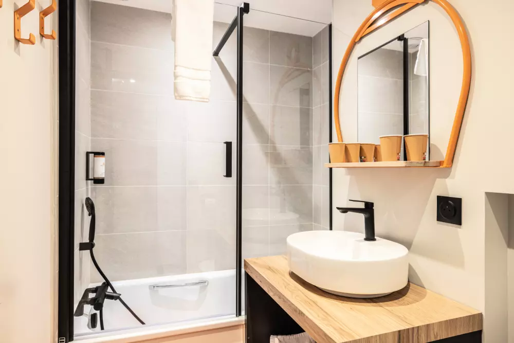 Hotel Base Camp Lodge Albertville - Morgenmad inkluderet