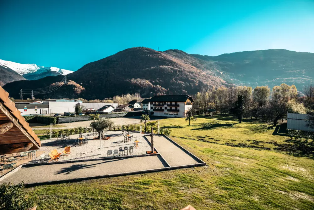 Hotel Base Camp Lodge Albertville - Morgenmad inkluderet