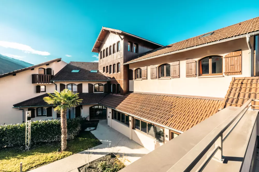 Hotel Base Camp Lodge Albertville - Morgenmad inkluderet