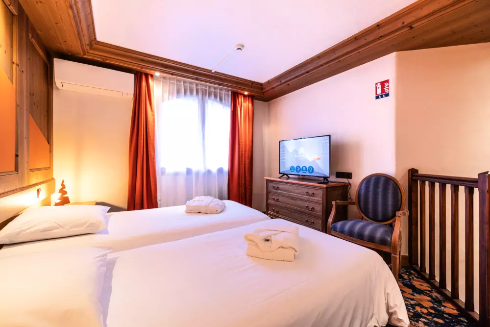 Hotel Base Camp Lodge Albertville - Morgenmad inkluderet