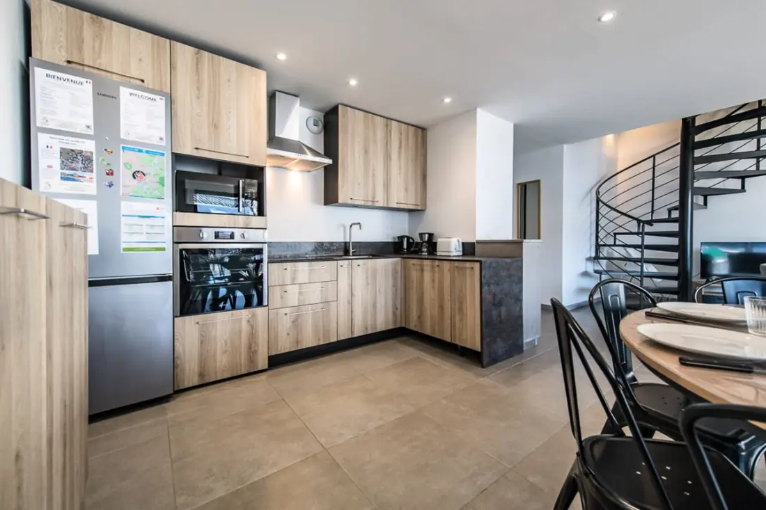 Residence Triplex Új