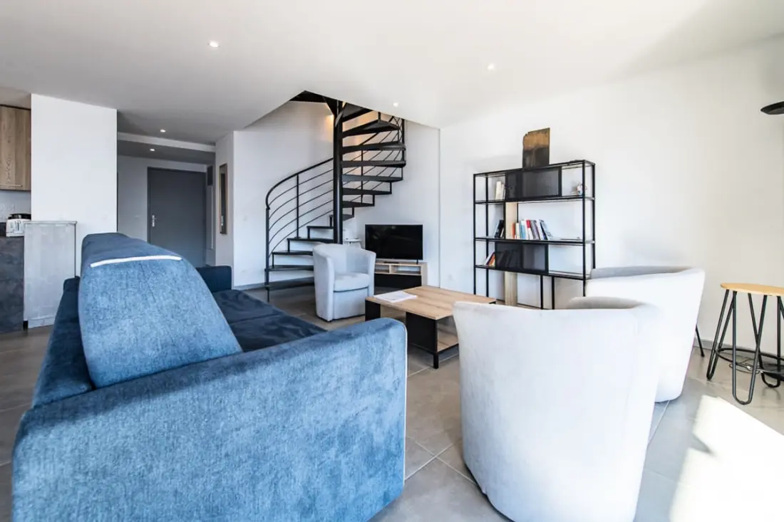 Residence Triplex Új