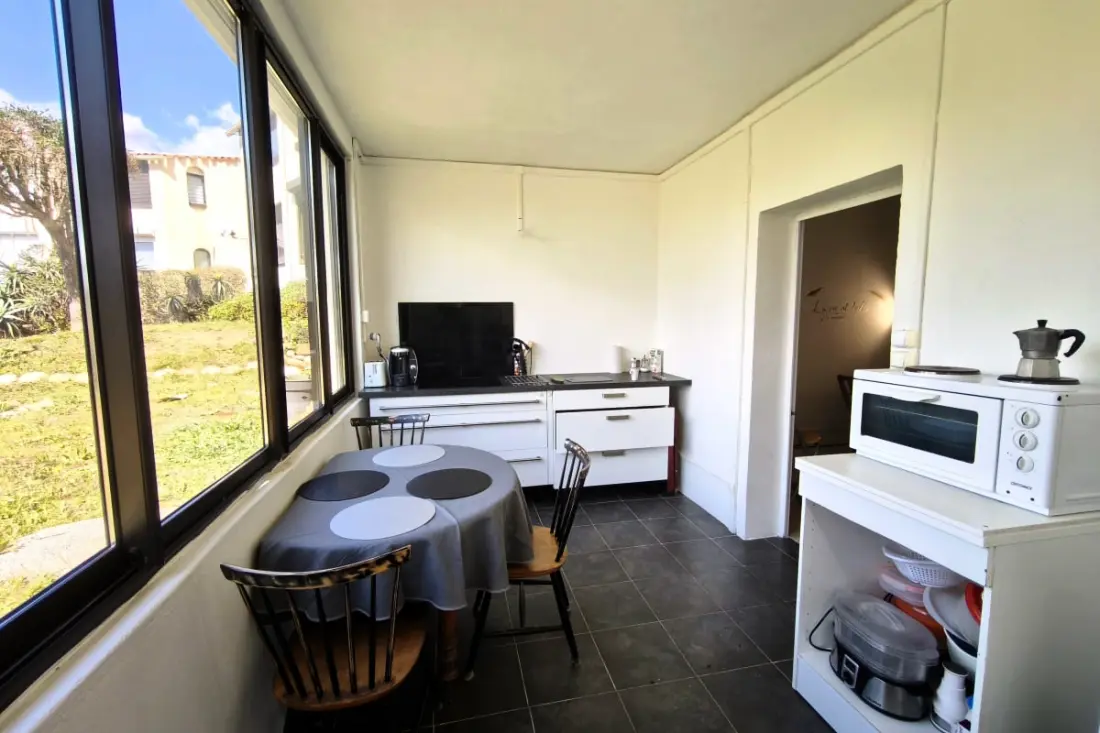 Apartman 100m De La Mer terasz