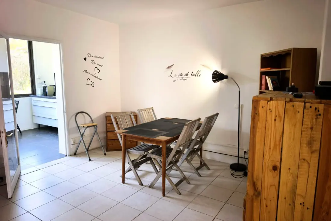 Apartman 100m De La Mer terasz