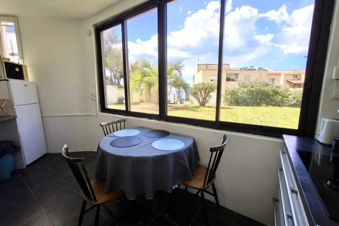 Apartman 100m De La Mer terasz