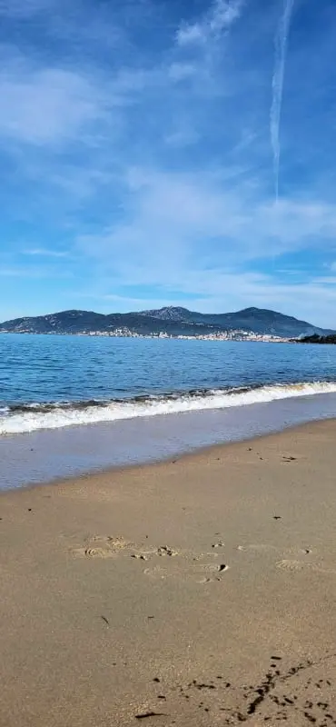 Bright Apartman Agosta, 100m De La Plage