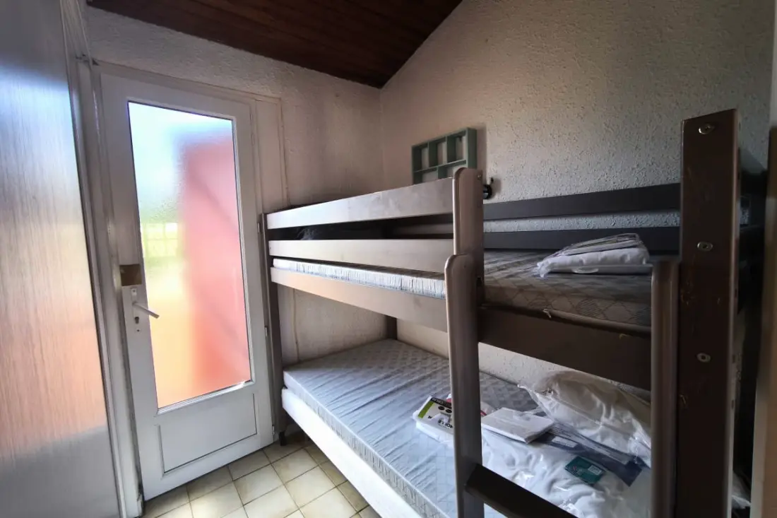 Stúdió kétlépcsős Balcony-val a strandtól