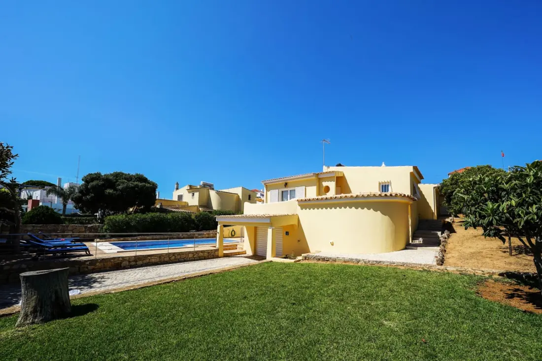 Villa Pinheiro
