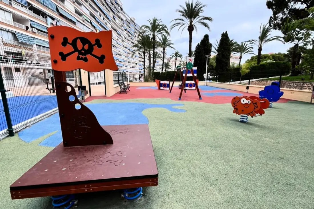 Apartman Cosy, 500 M De La Plage úszási medencével és tenisz