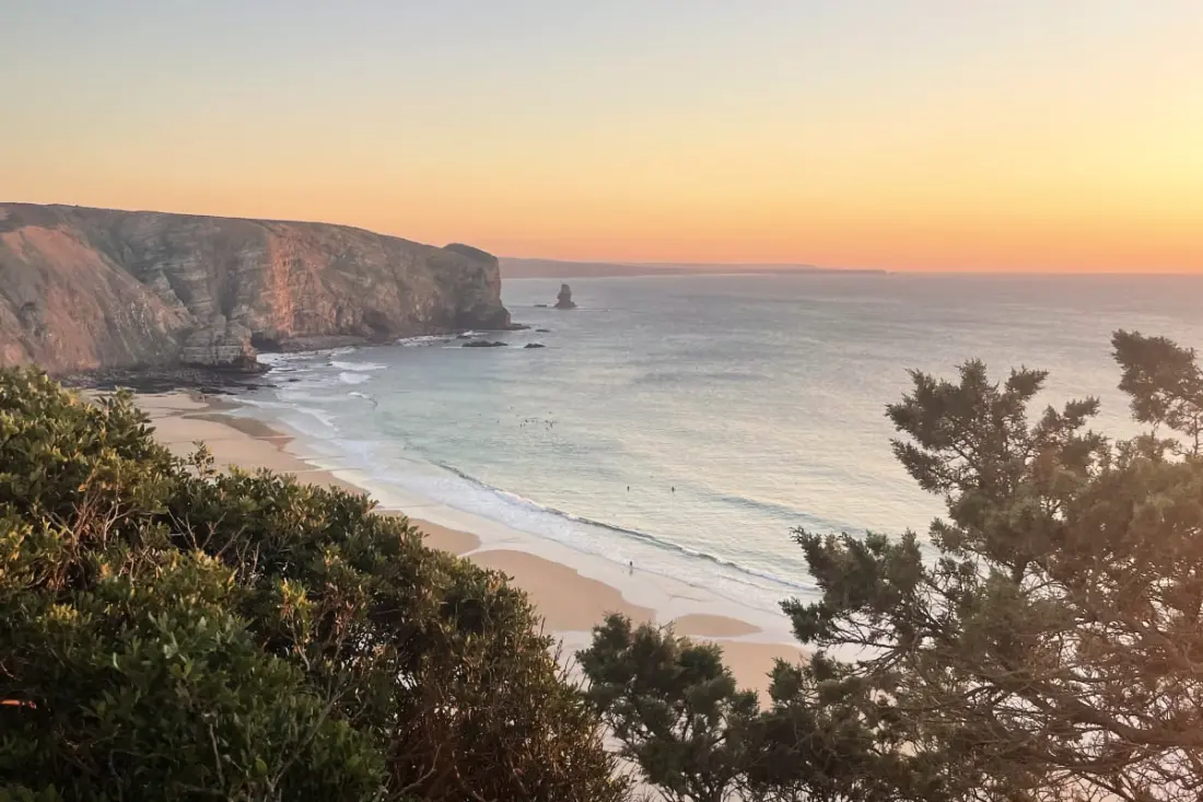 Arrifana Sunset & Surf