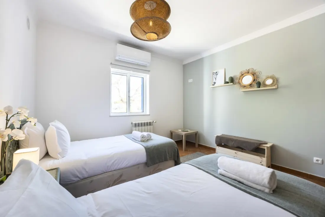 Casa Jasmine - zárt kert, úszómedence és nap Algarve
