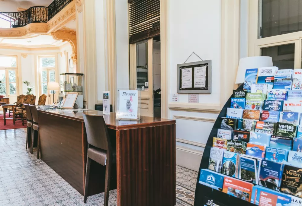 Terres de France - Appart'Hotel le Splendid