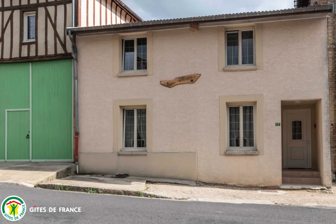 Gîte de France Sonnenblumen 3 Ohren