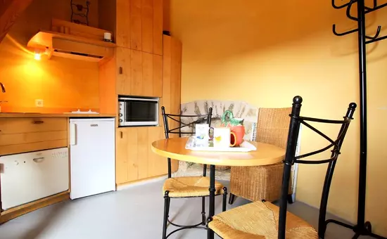 Maison de Vacances Ally 2