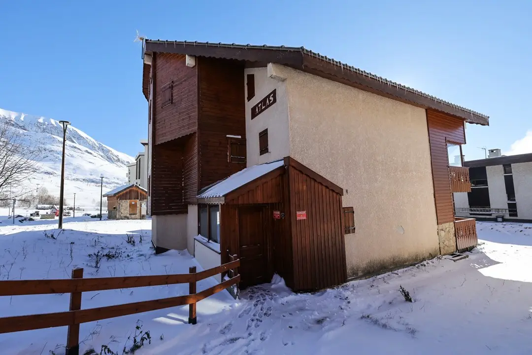 Atlas Residence