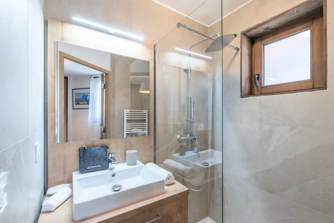 Residence Expression Bat A & B