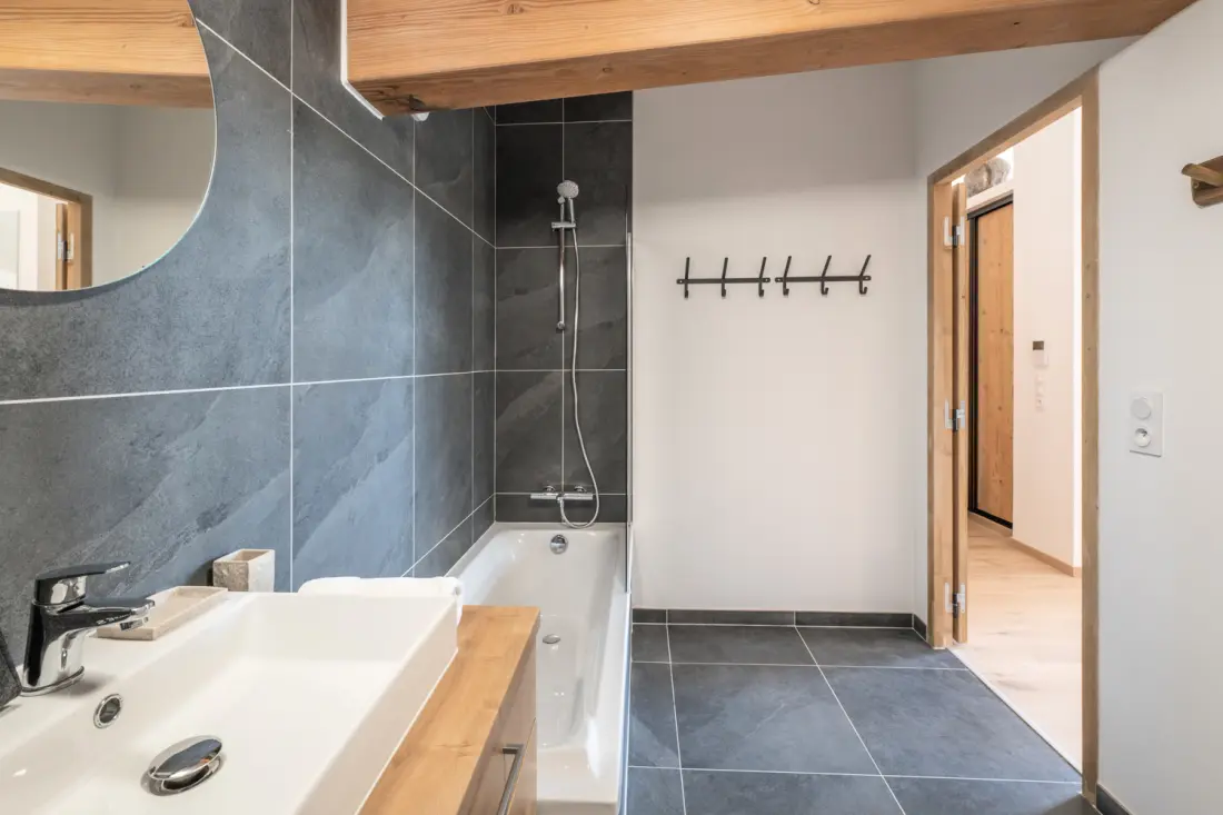 Residence Expression Bat A & B