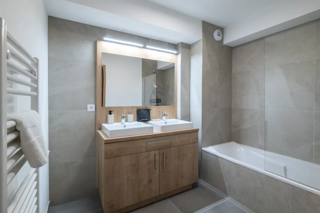 Residence Expression Bat A & B