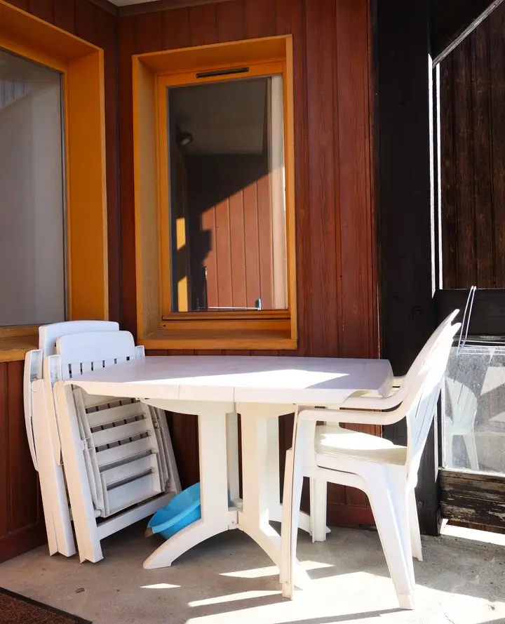 Residence Bear White Pv