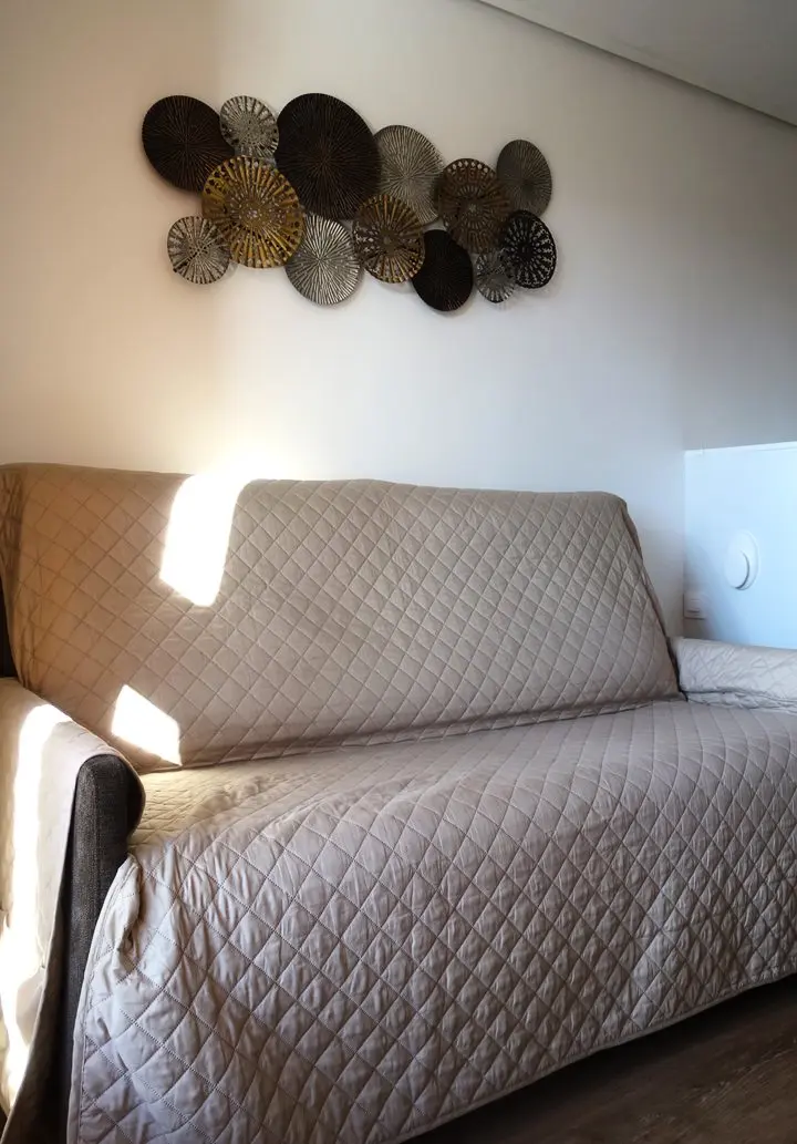 Residence Bear White Pv