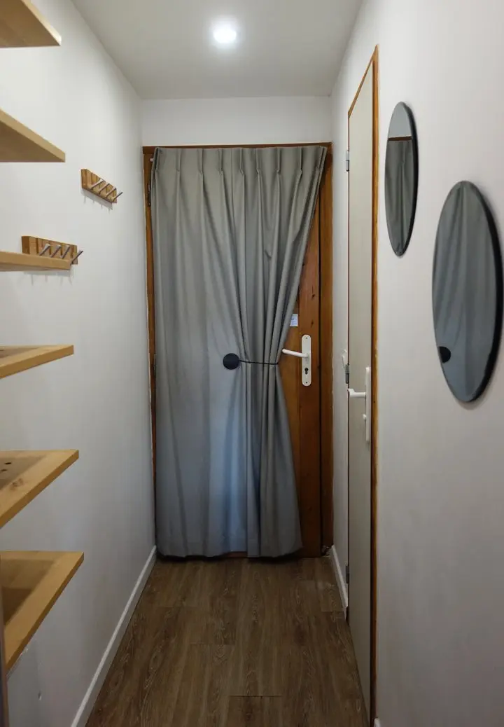 Residence Bear White Pv