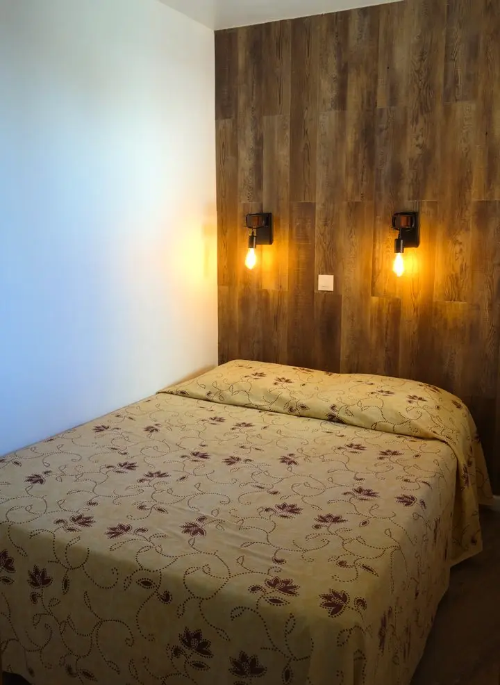 Residence Bear White Pv