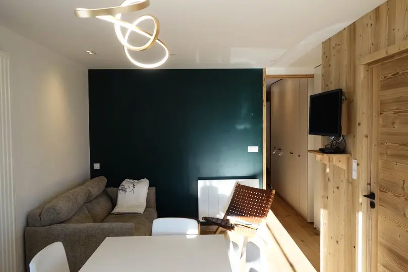 Vanessa Residence