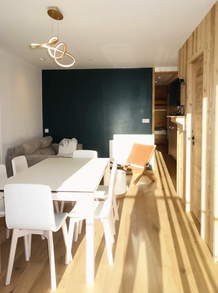 Vanessa Residence