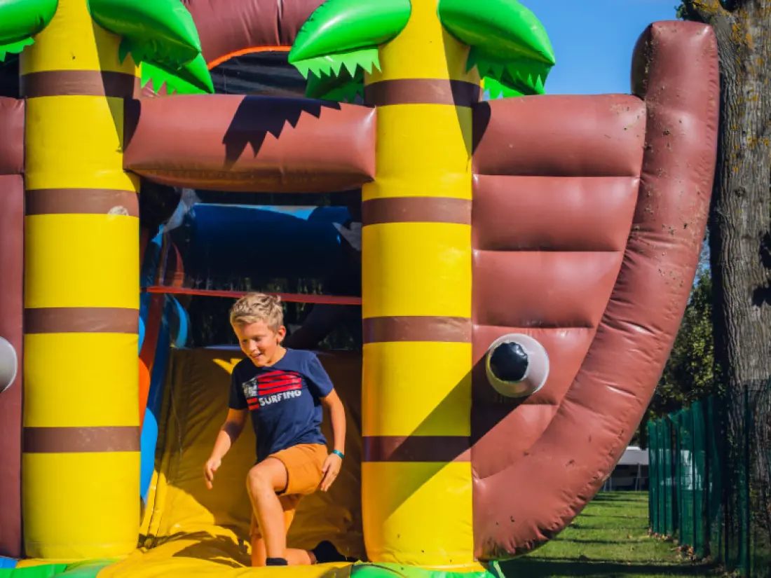 Camping Oasis des Dombes 3 Estrellas★★★