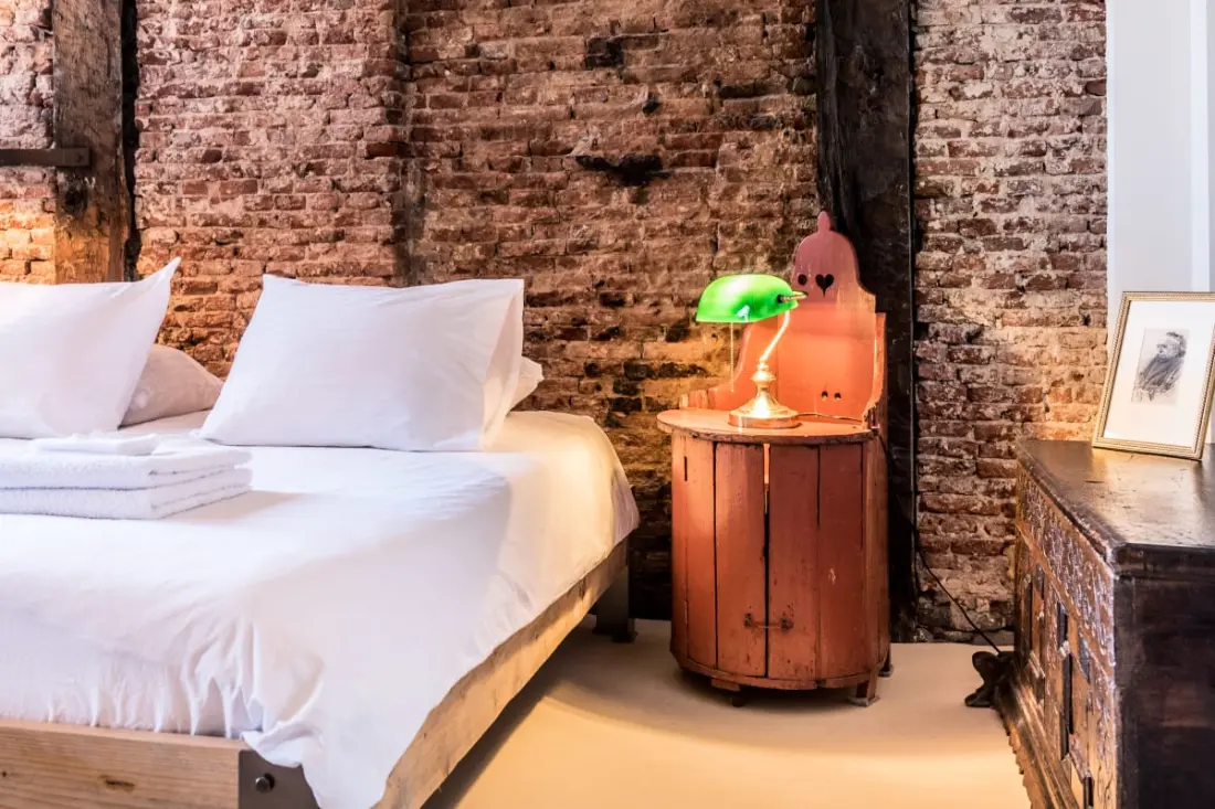 Classy Room 17. Századi csatorna ház