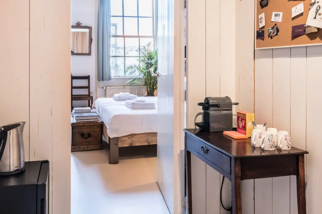 Classy Room 17. Századi csatorna ház