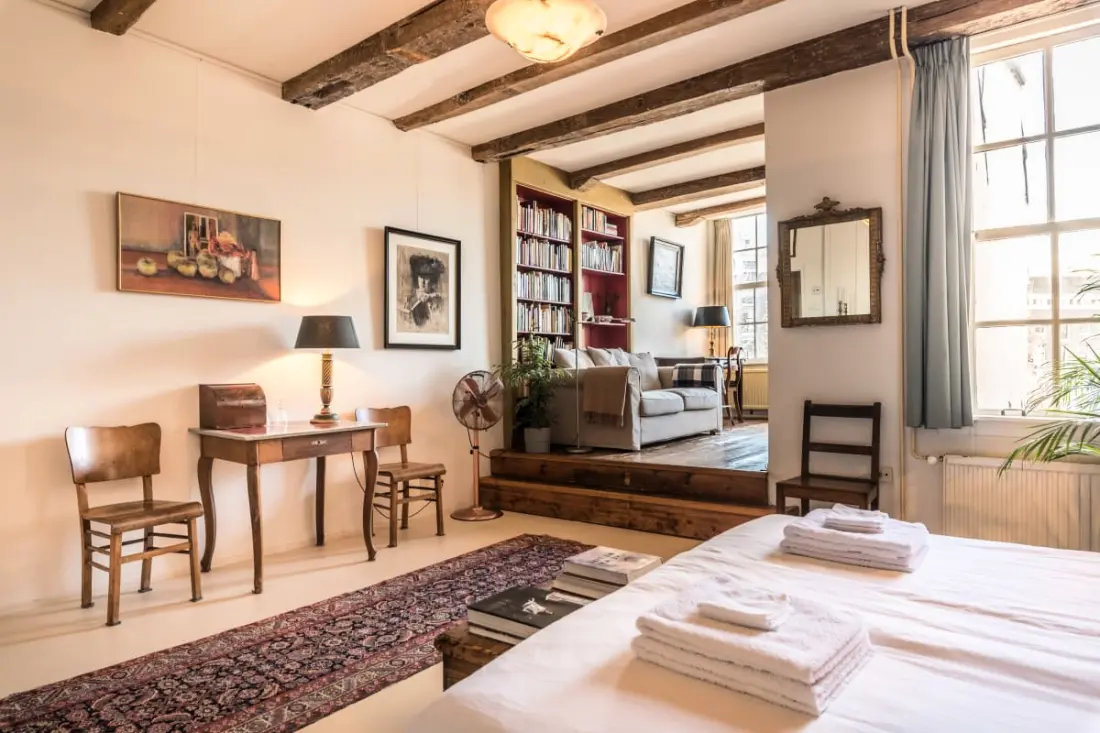 Classy Room 17. Századi csatorna ház