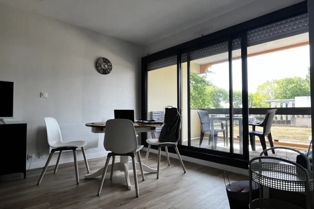 Apartman a városközponthoz közel.
